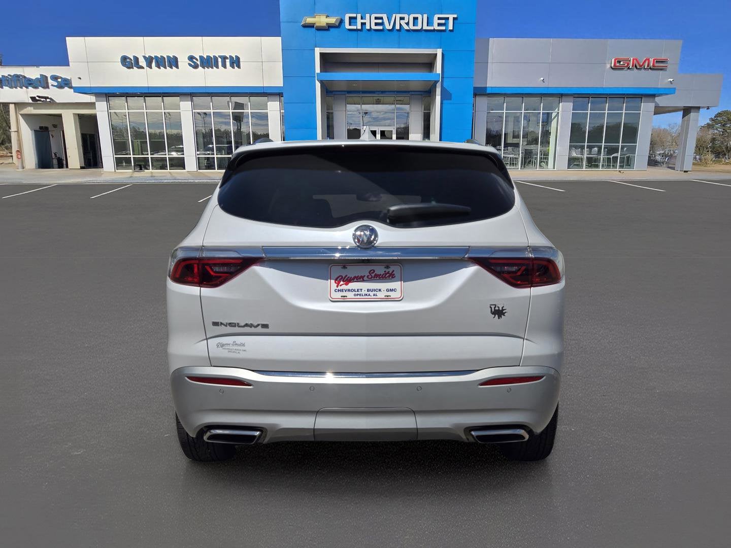2023 Buick Enclave Essence