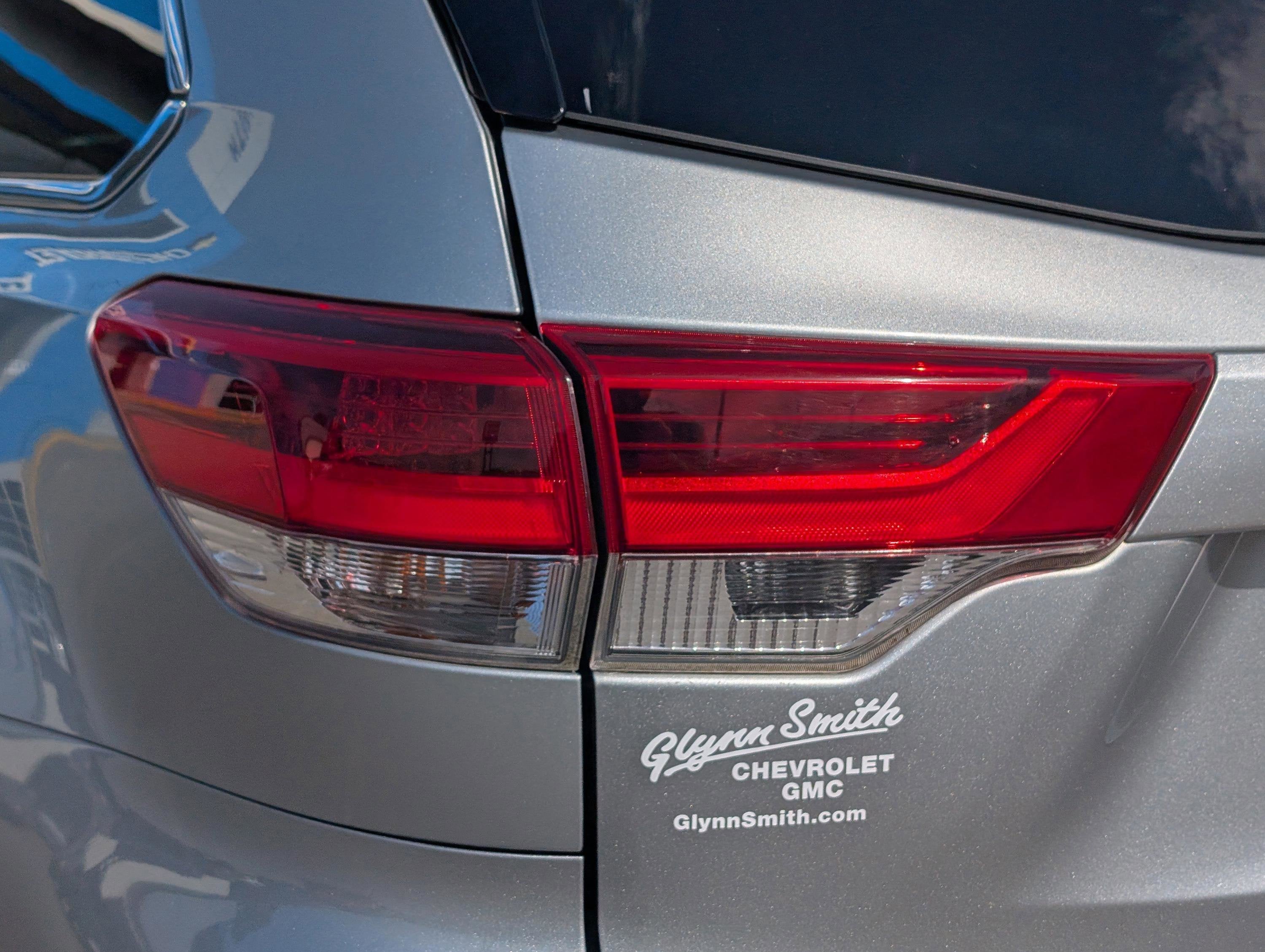 2018 Toyota Highlander SE