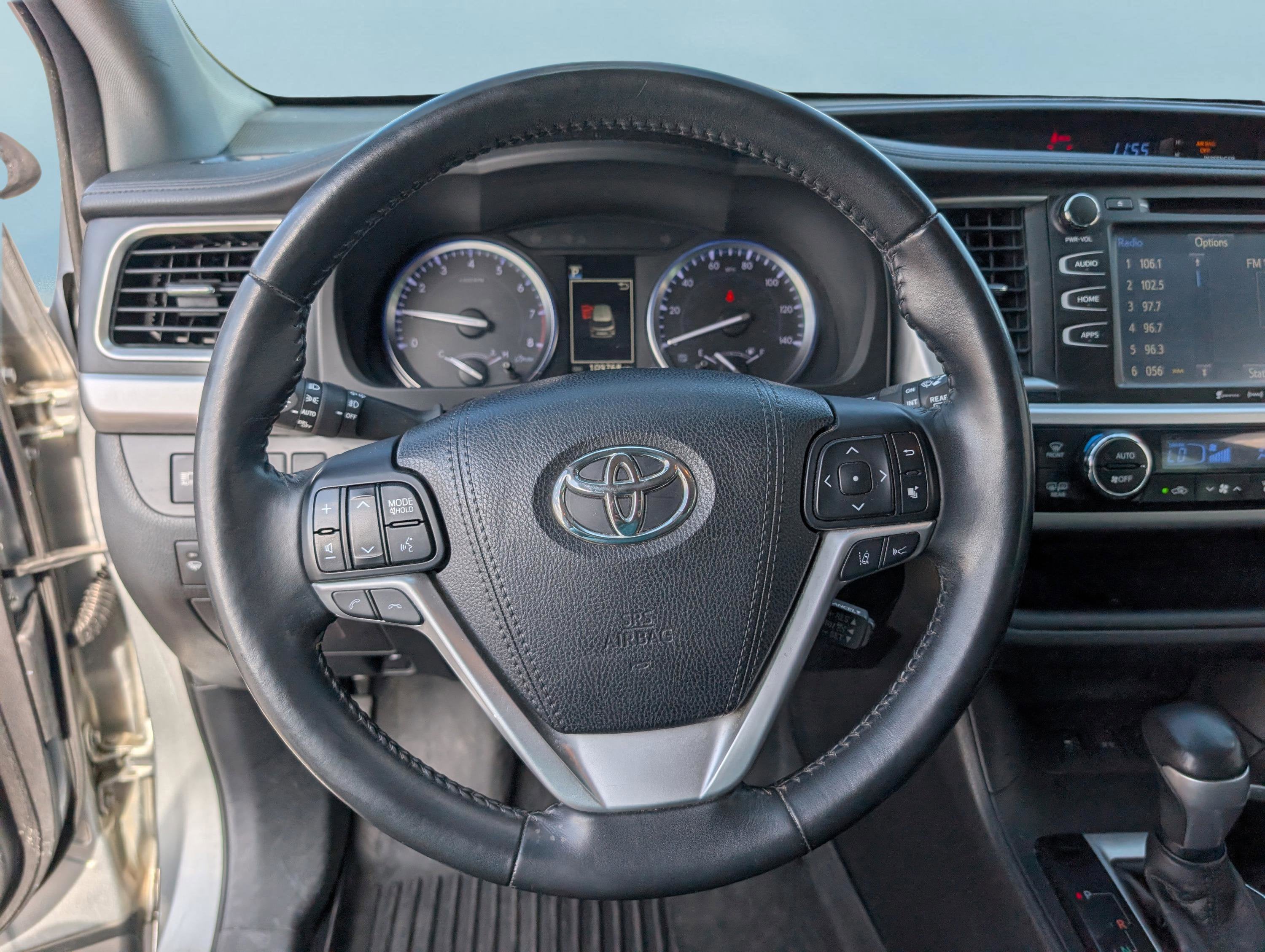 2018 Toyota Highlander SE