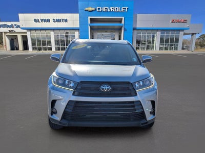 2019 Toyota Highlander SE