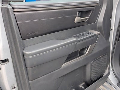 2024 Toyota Tundra 4WD SR5