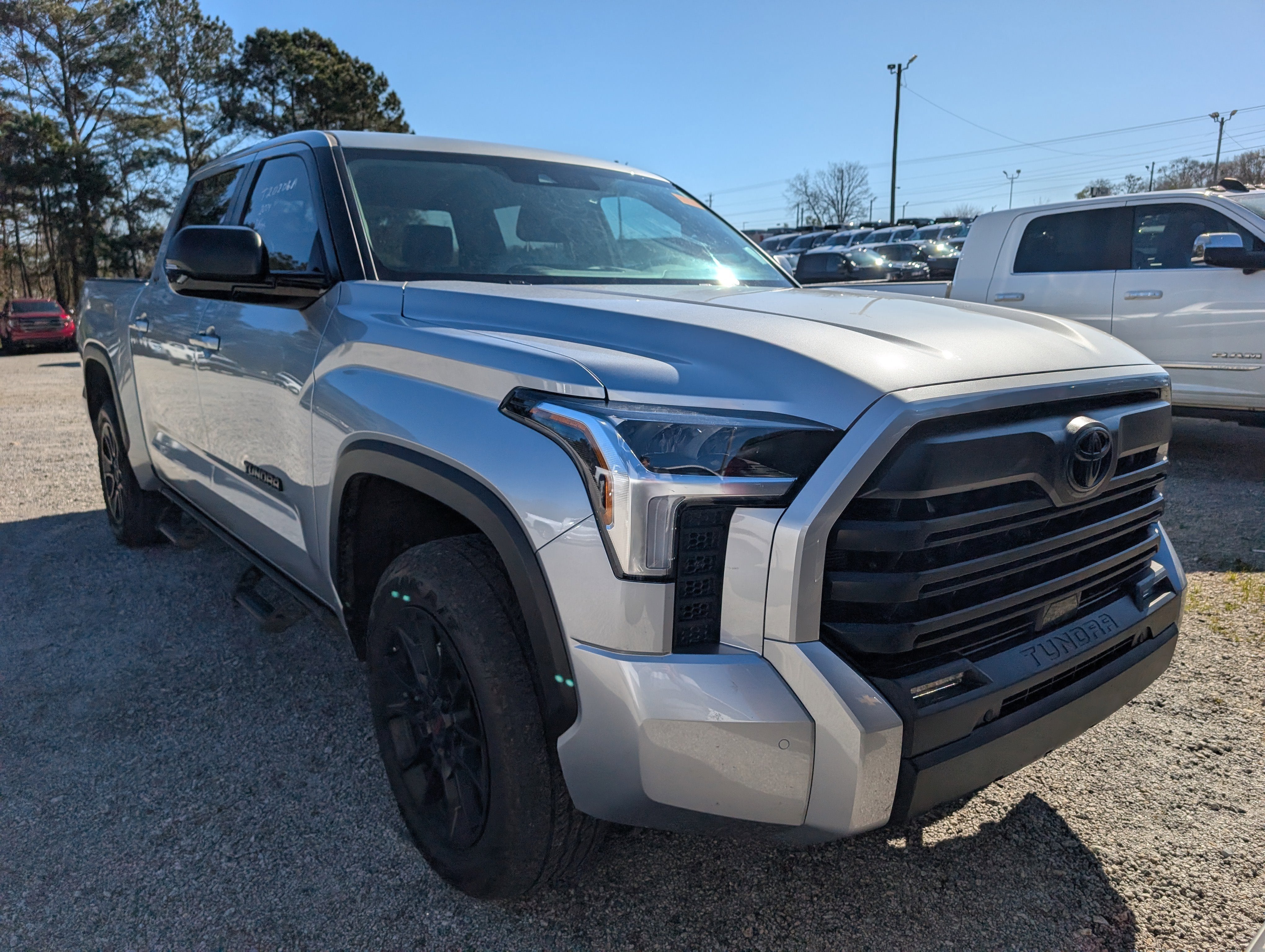 2024 Toyota Tundra 4WD SR5