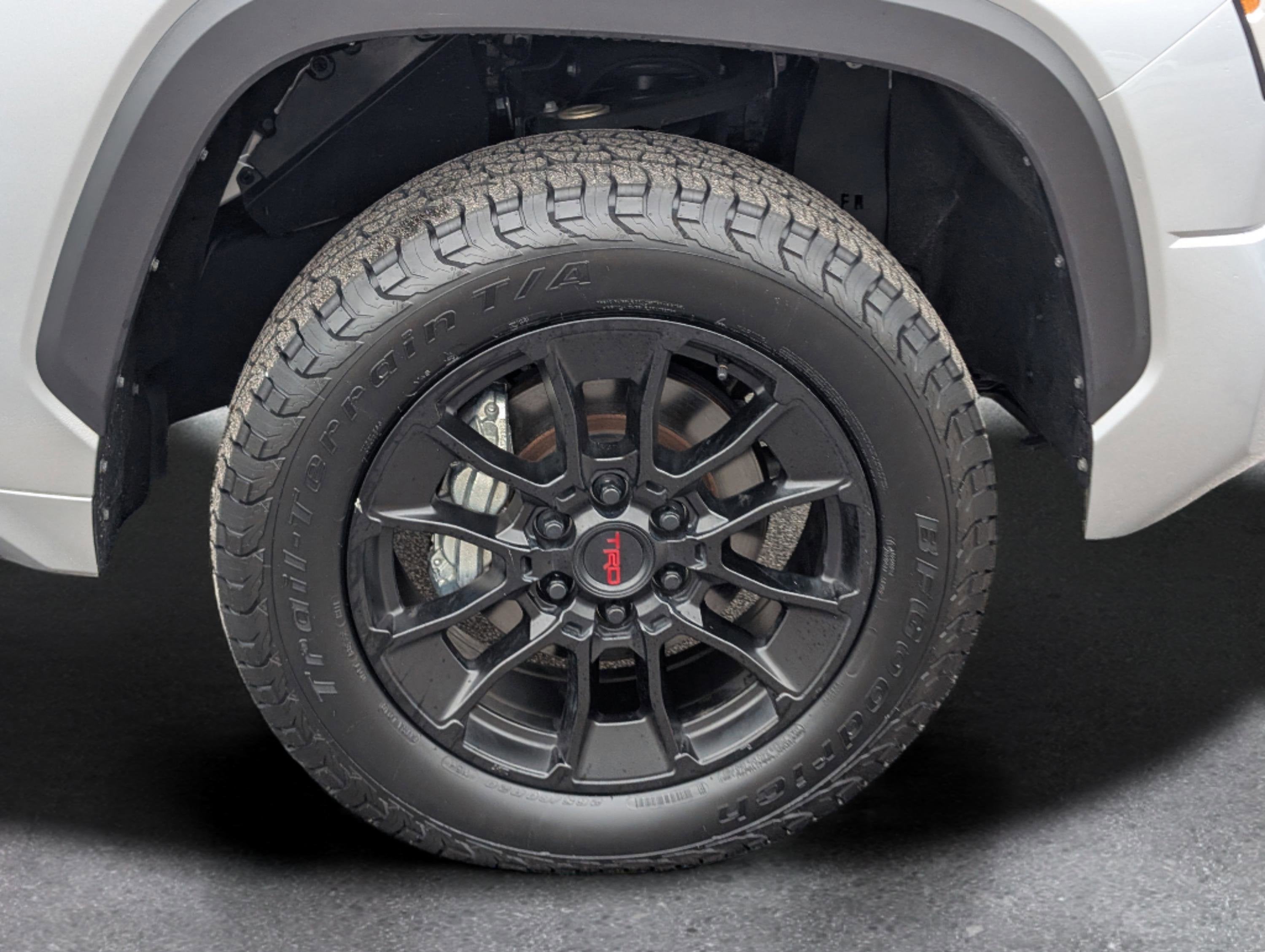 2024 Toyota Tundra 4WD SR5