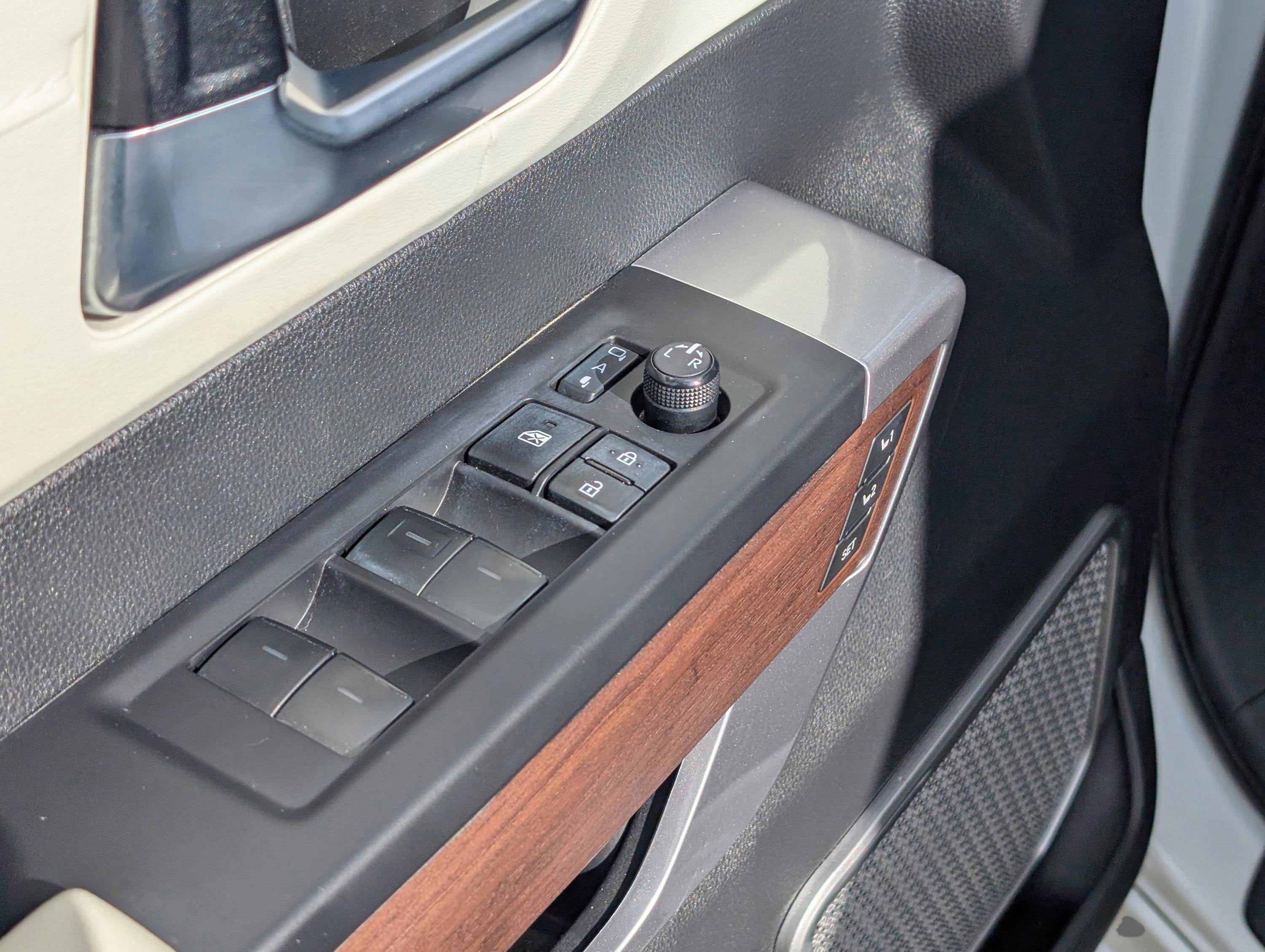 2024 Toyota Sequoia SR5