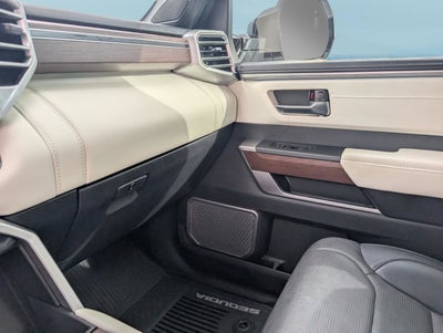 2024 Toyota Sequoia SR5