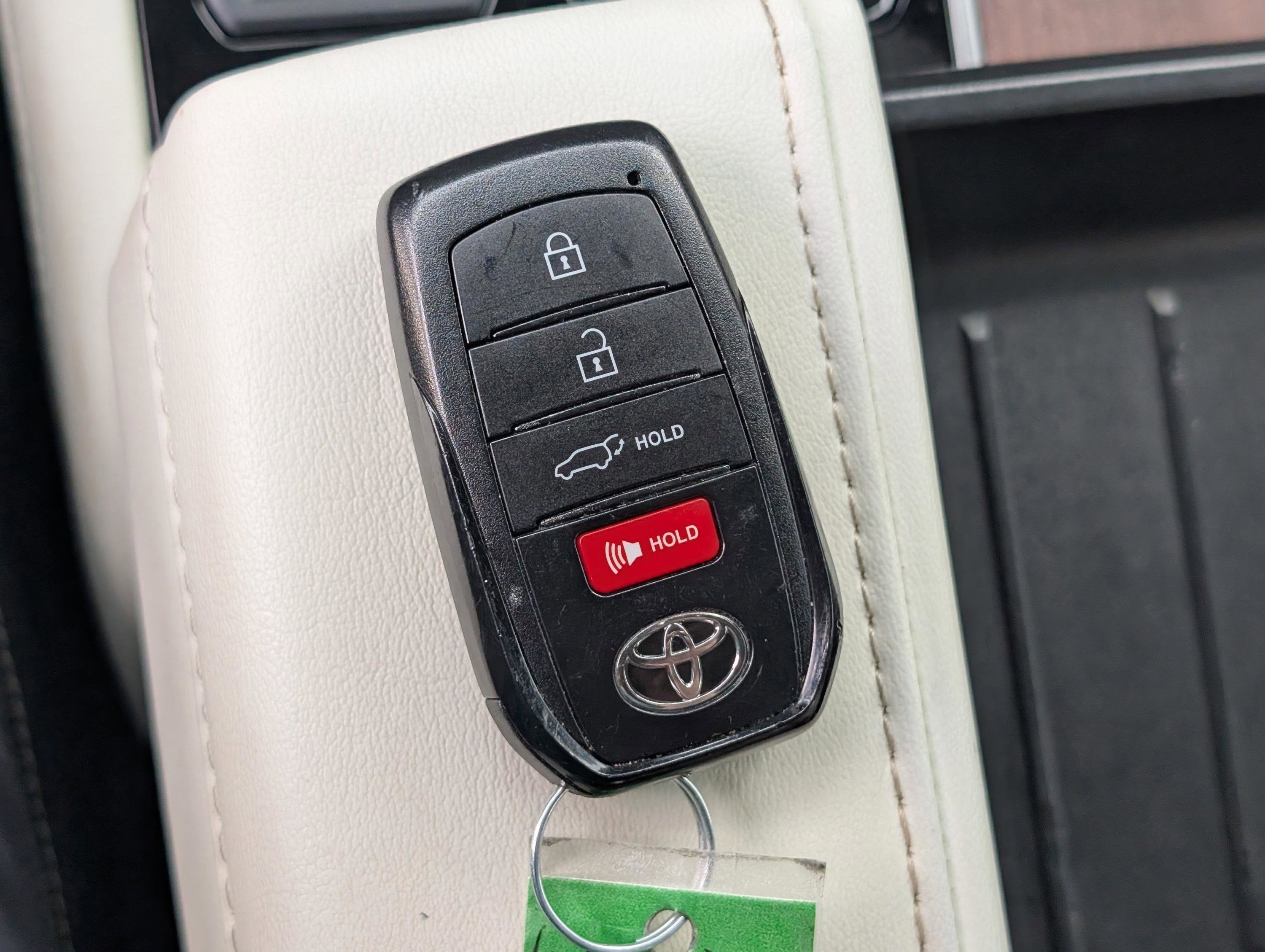 2024 Toyota Sequoia SR5