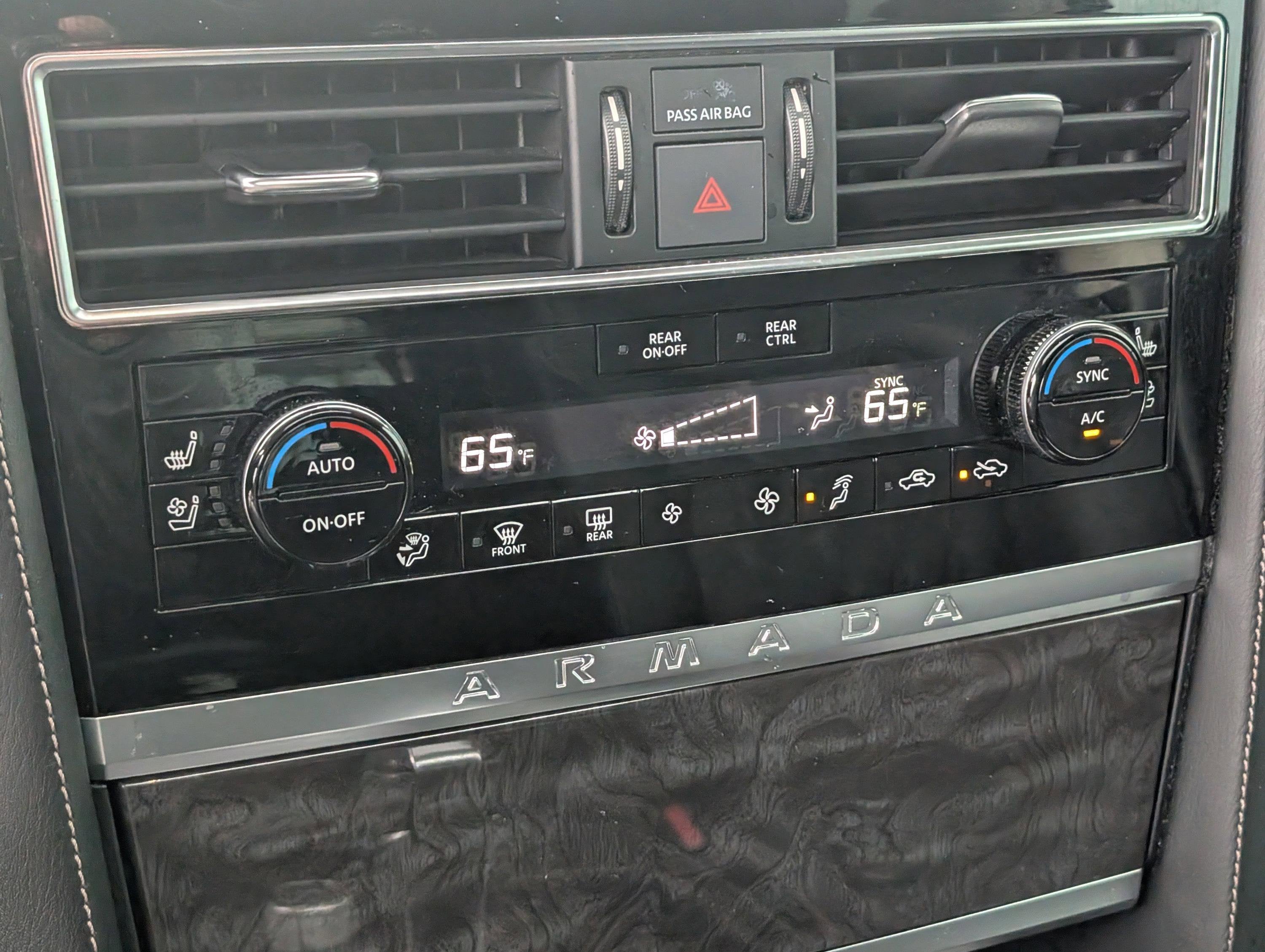 2022 Nissan Armada Platinum