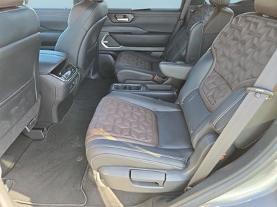 2025 Nissan Armada Platinum Reserve