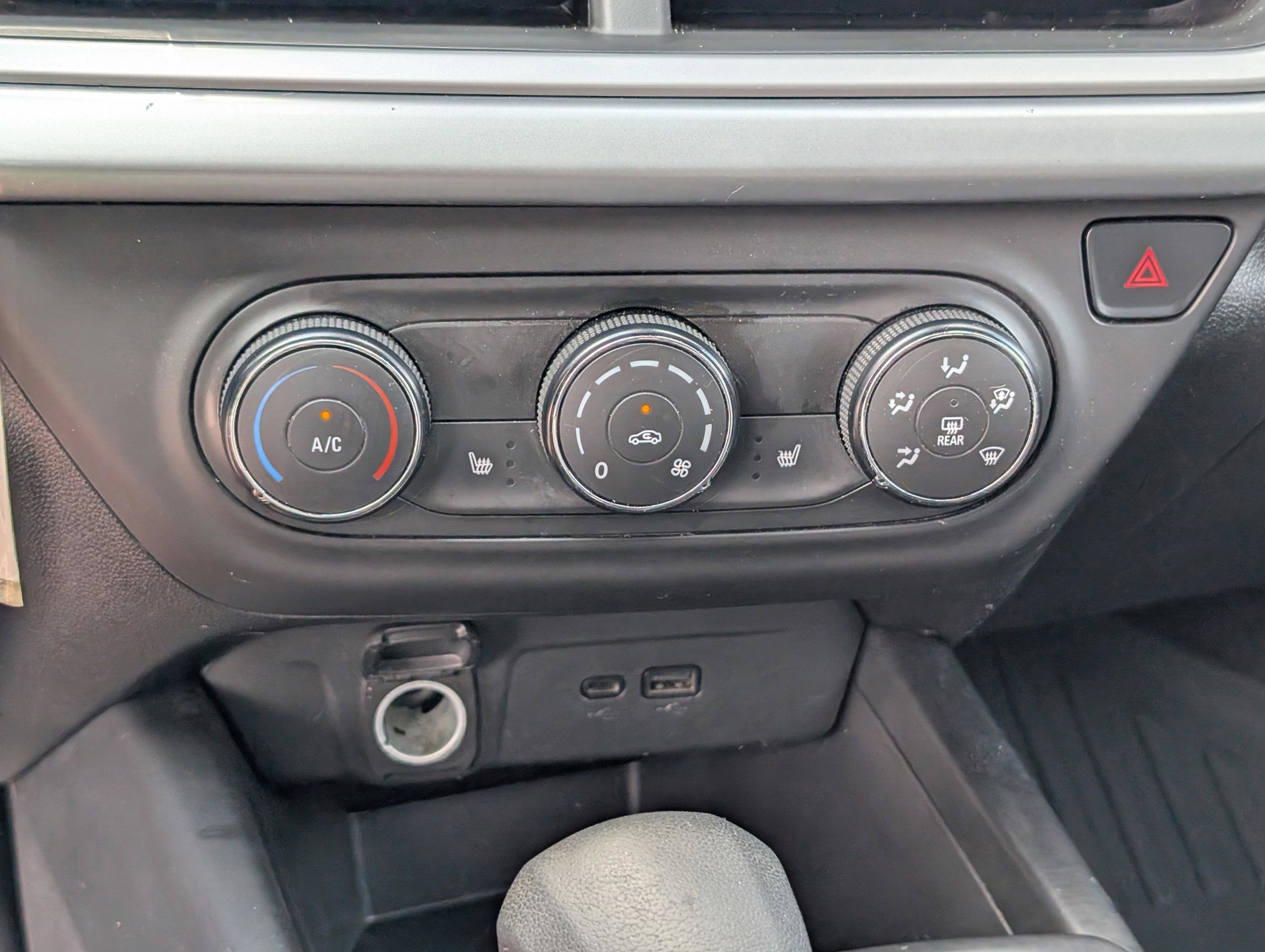 2025 Chevrolet Trax LS