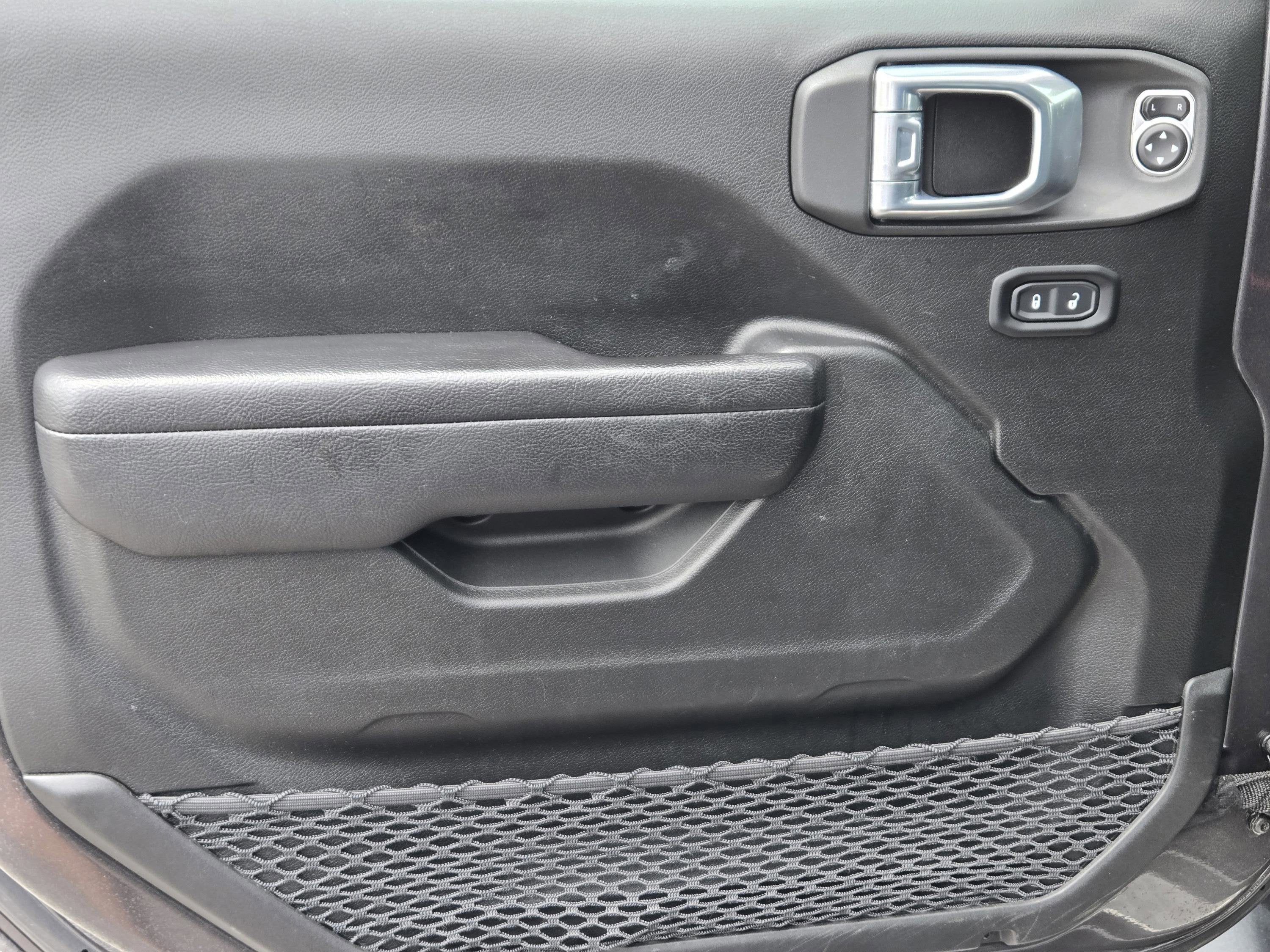 2022 Jeep Gladiator Sport S
