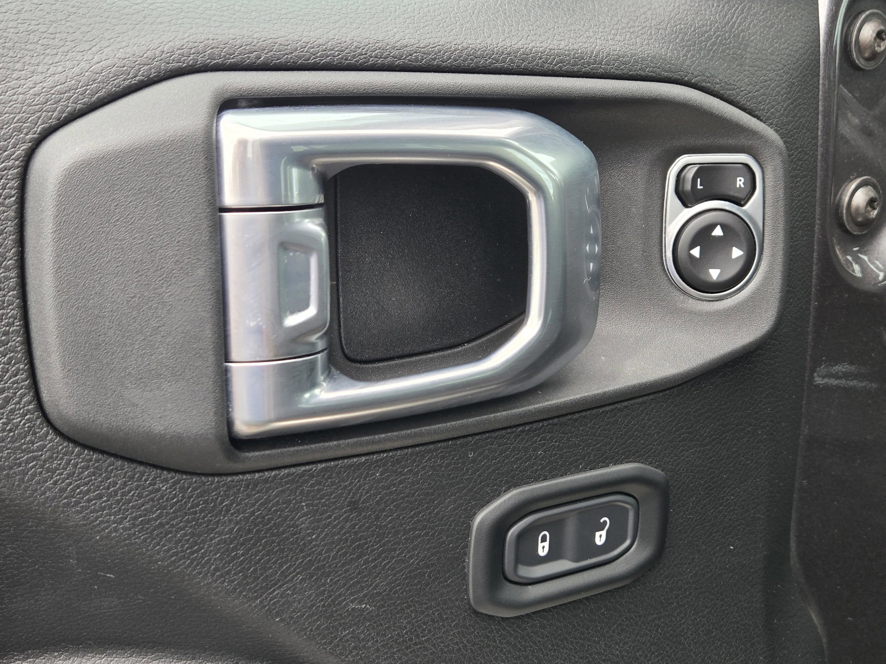2022 Jeep Gladiator Sport S