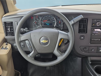 2025 Chevrolet Express Cargo WT