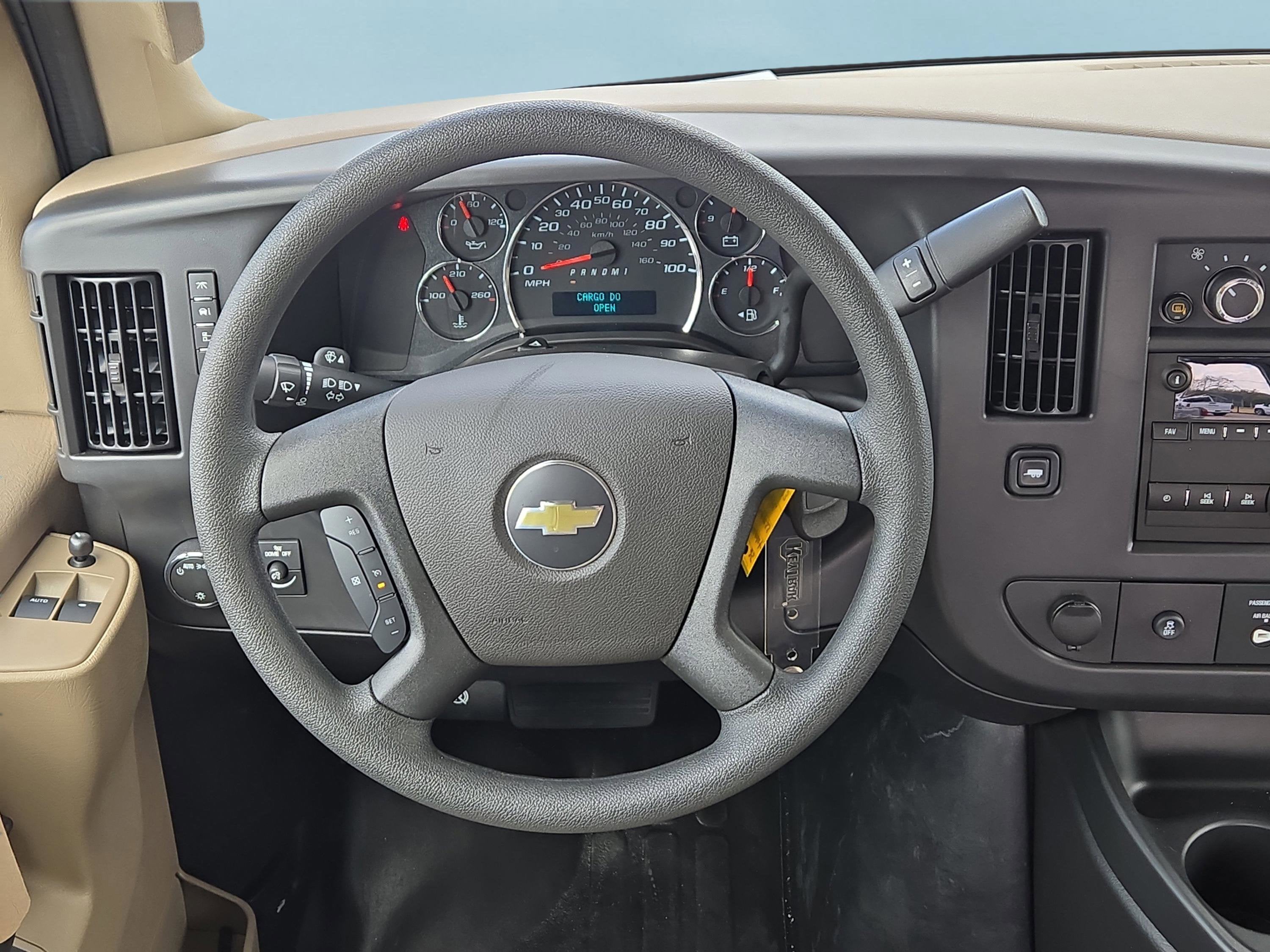 2025 Chevrolet Express Cargo WT