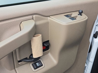2025 Chevrolet Express Cargo WT