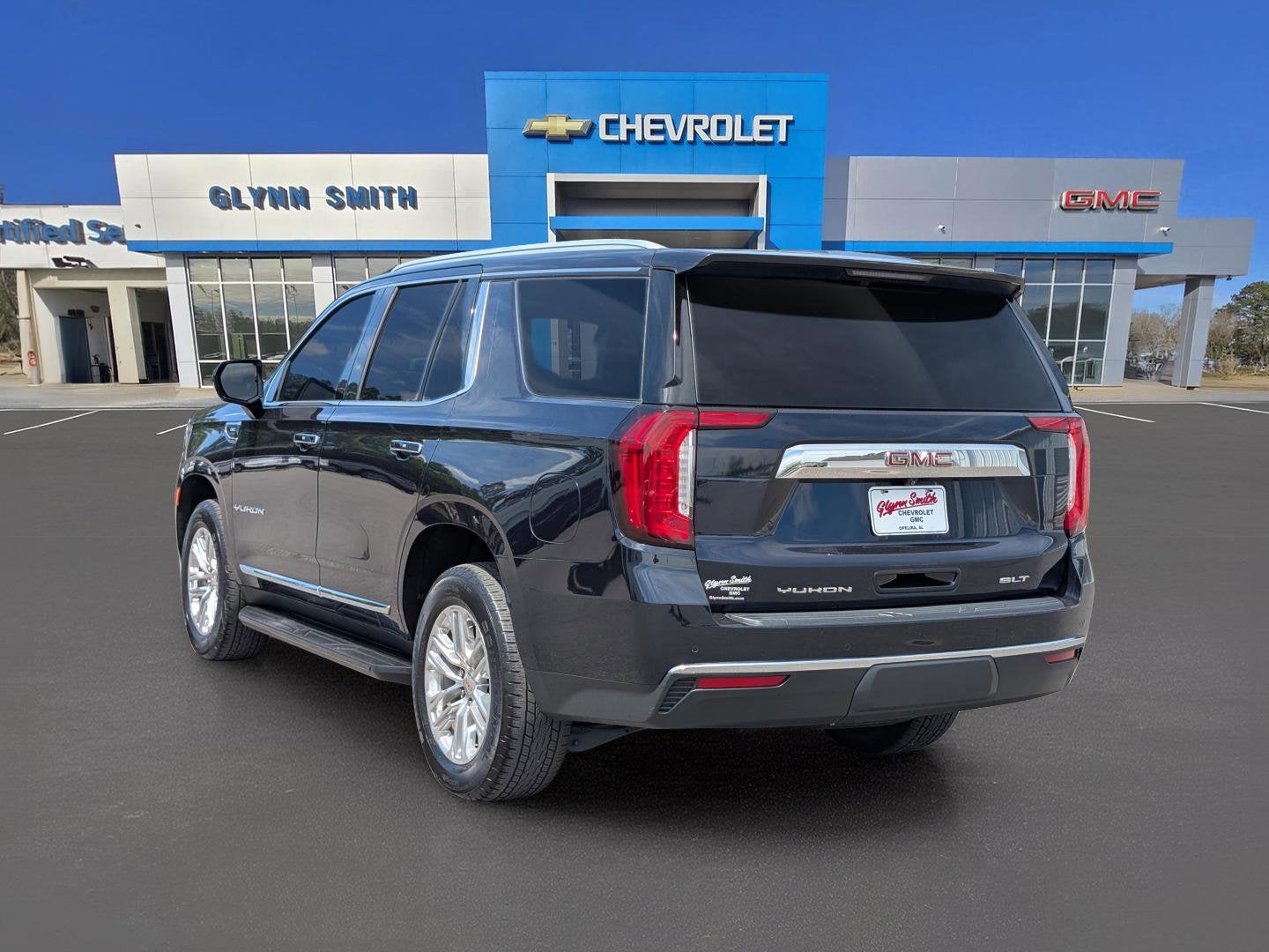 2024 GMC Yukon SLT