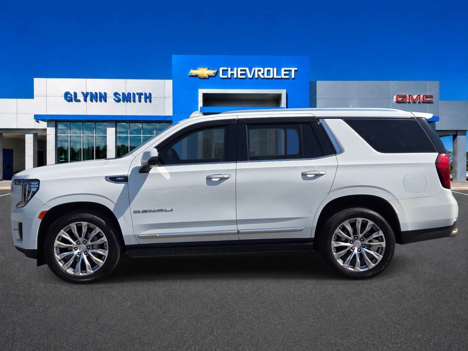 2023 GMC Yukon Denali
