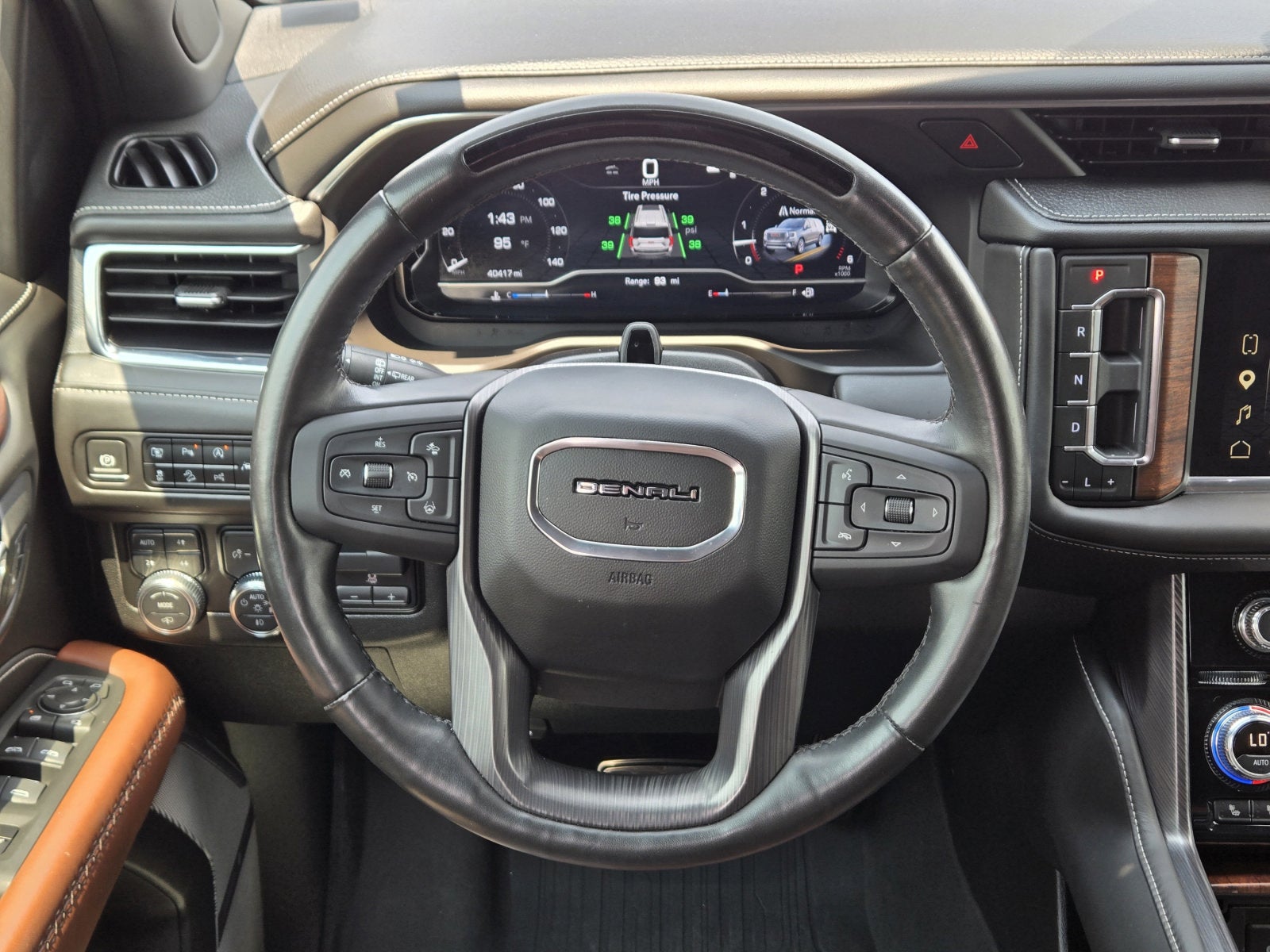 2023 GMC Yukon XL Denali Ultimate