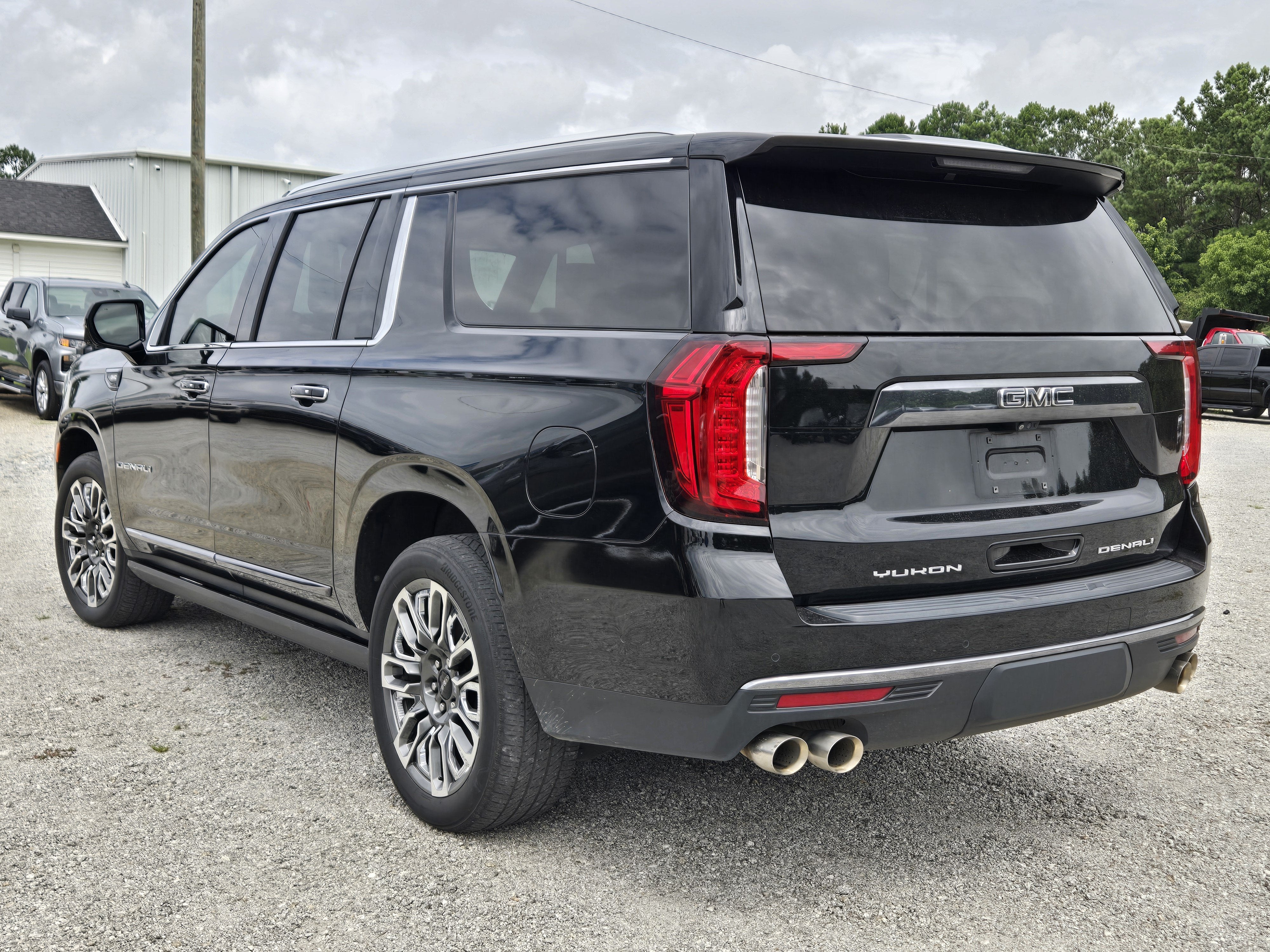 2023 GMC Yukon XL Denali Ultimate