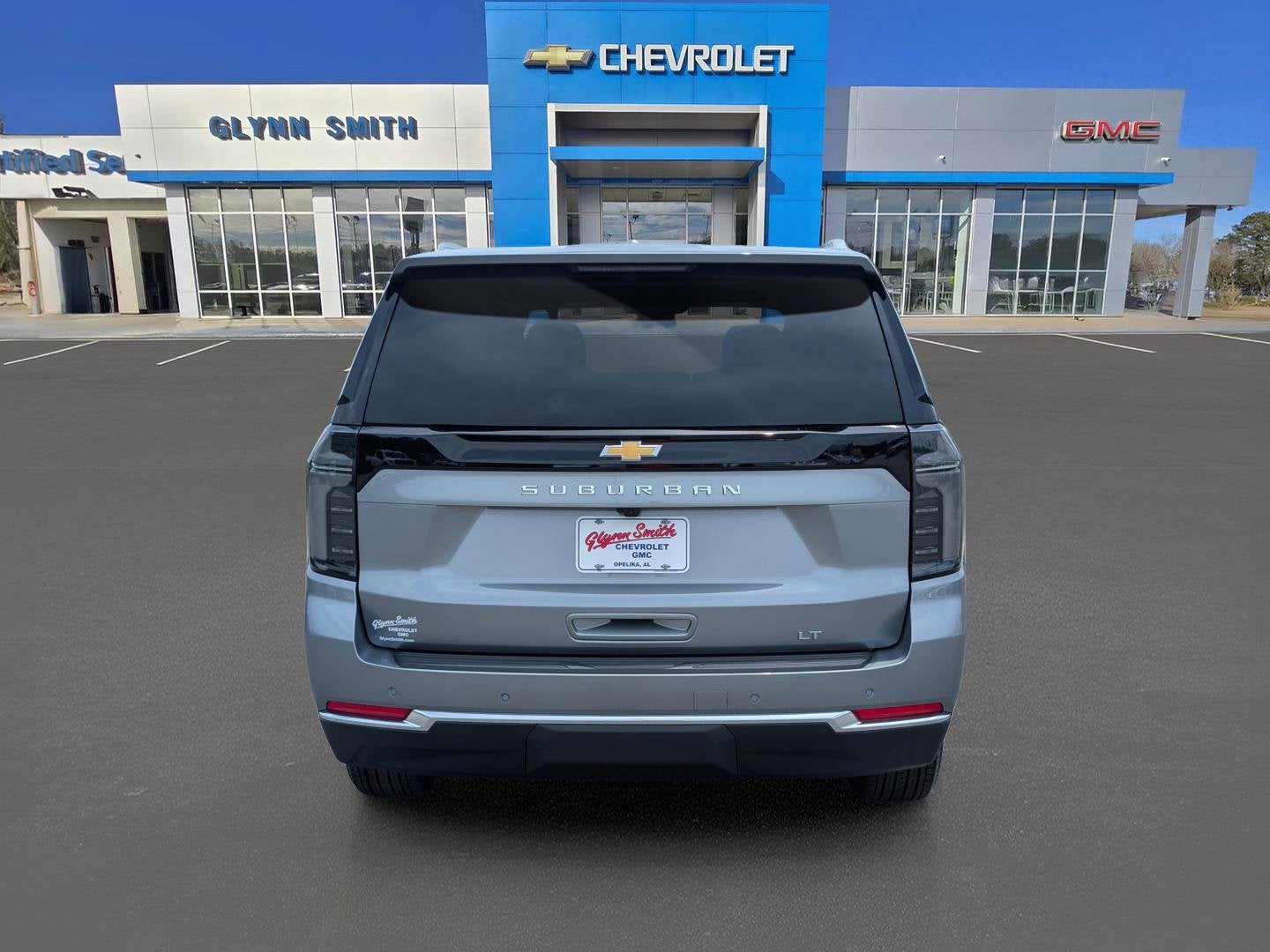 2026 Chevrolet Suburban LT