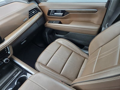 2025 Chevrolet Suburban High Country