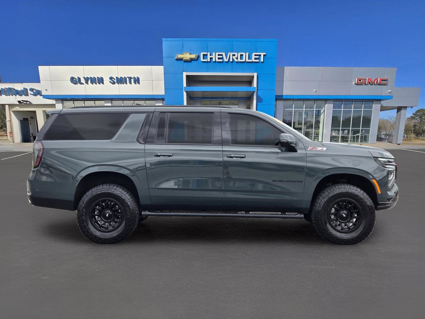 2025 Chevrolet Suburban Z71