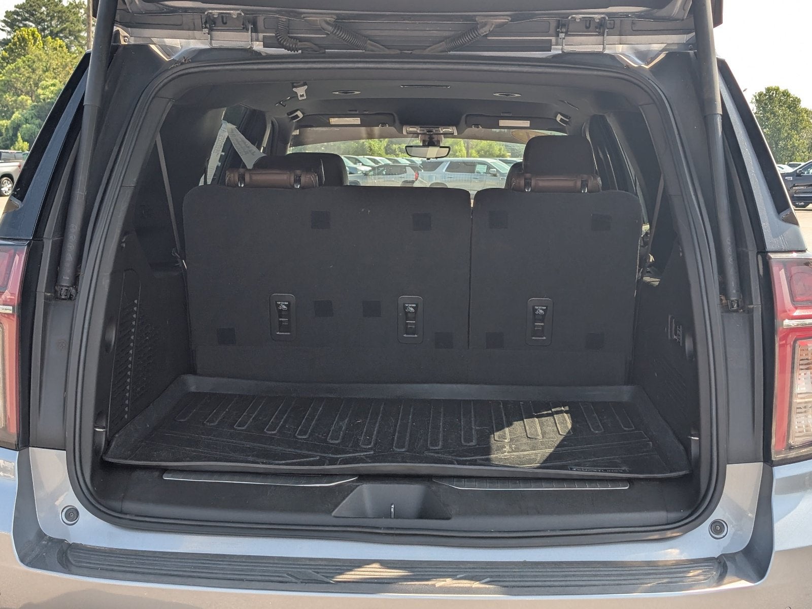 2021 Chevrolet Suburban High Country