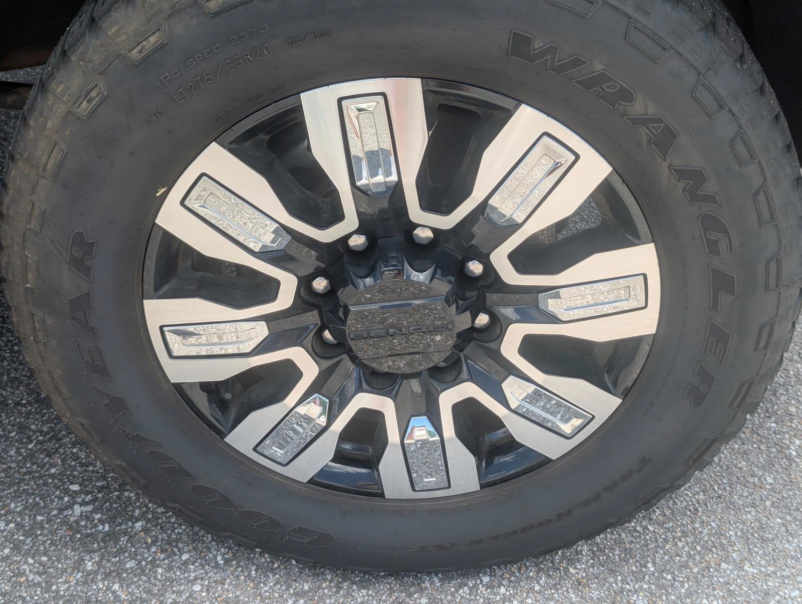 2025 GMC Sierra 2500 HD Denali