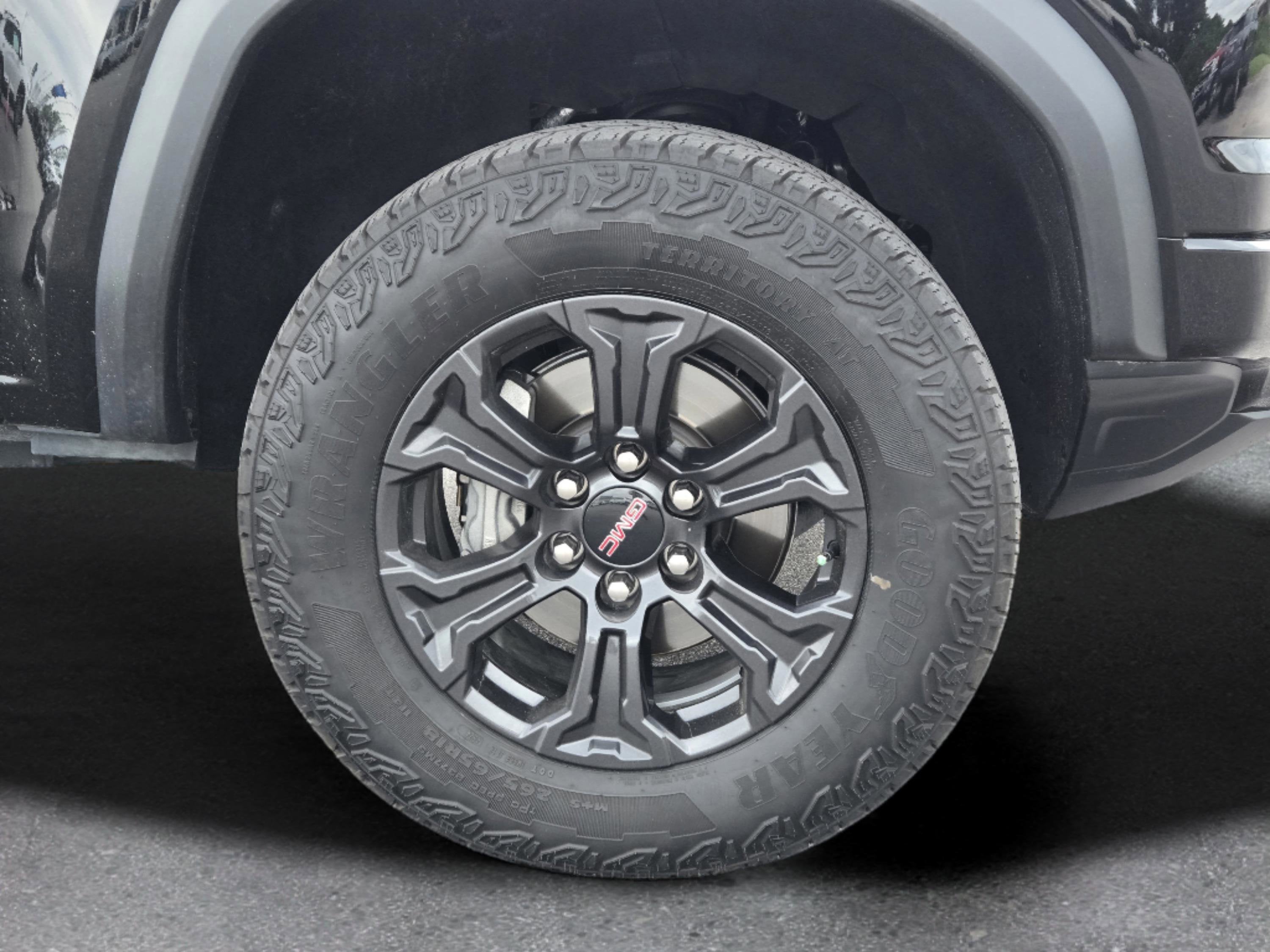 2025 GMC Canyon Elevation