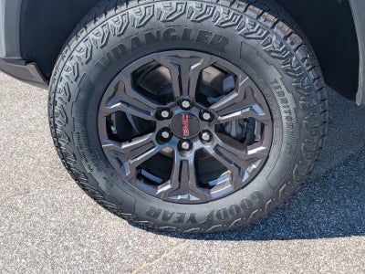 2025 GMC Canyon Elevation