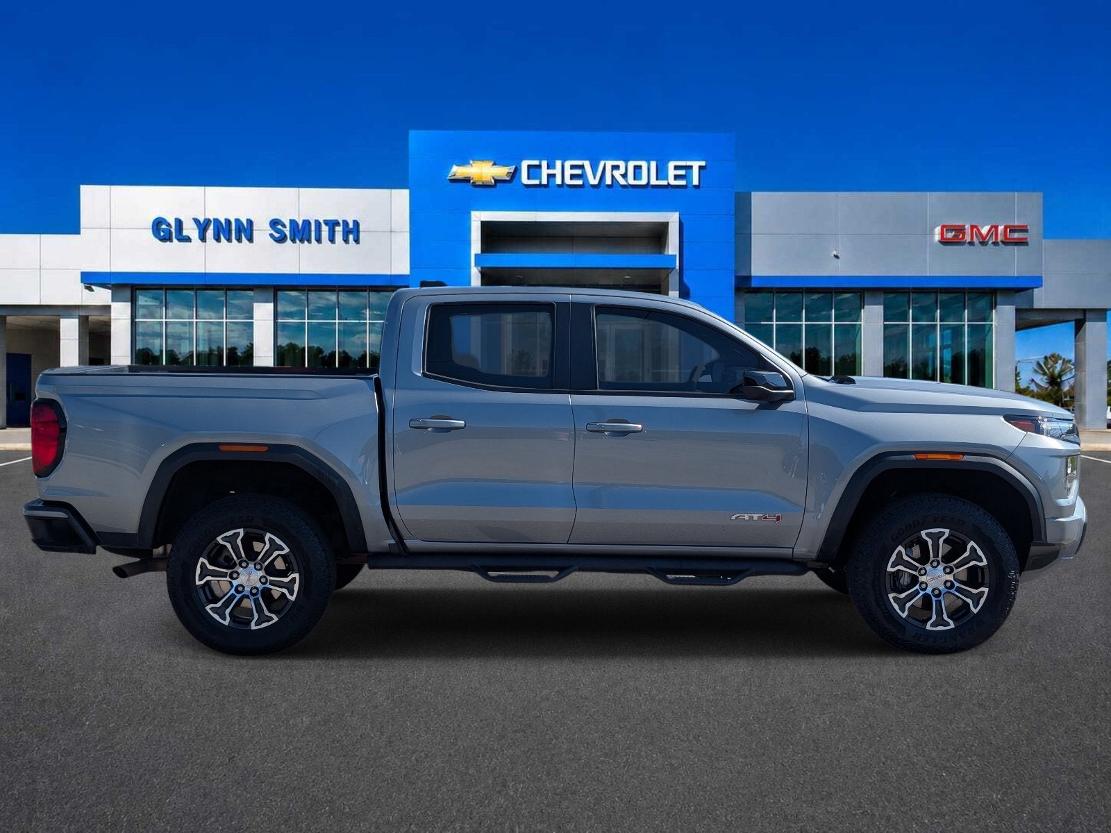 2024 GMC Canyon AT4