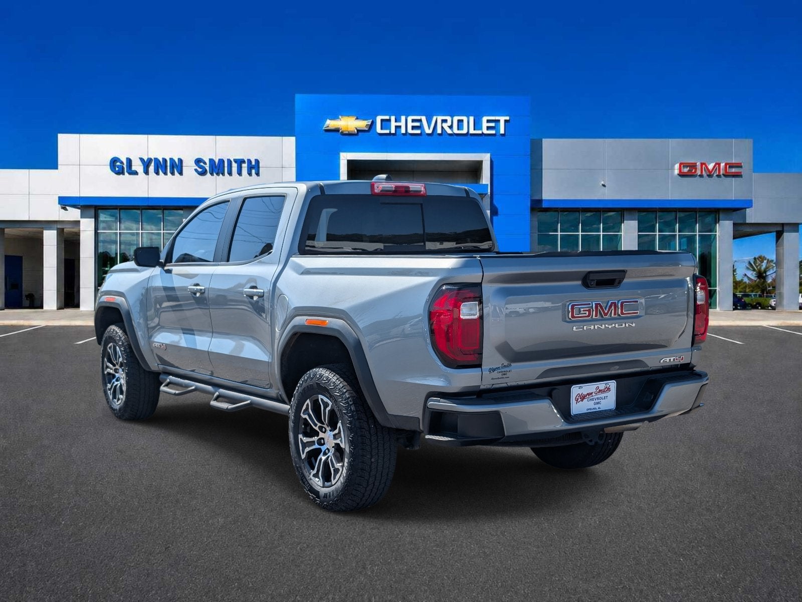 2024 GMC Canyon AT4