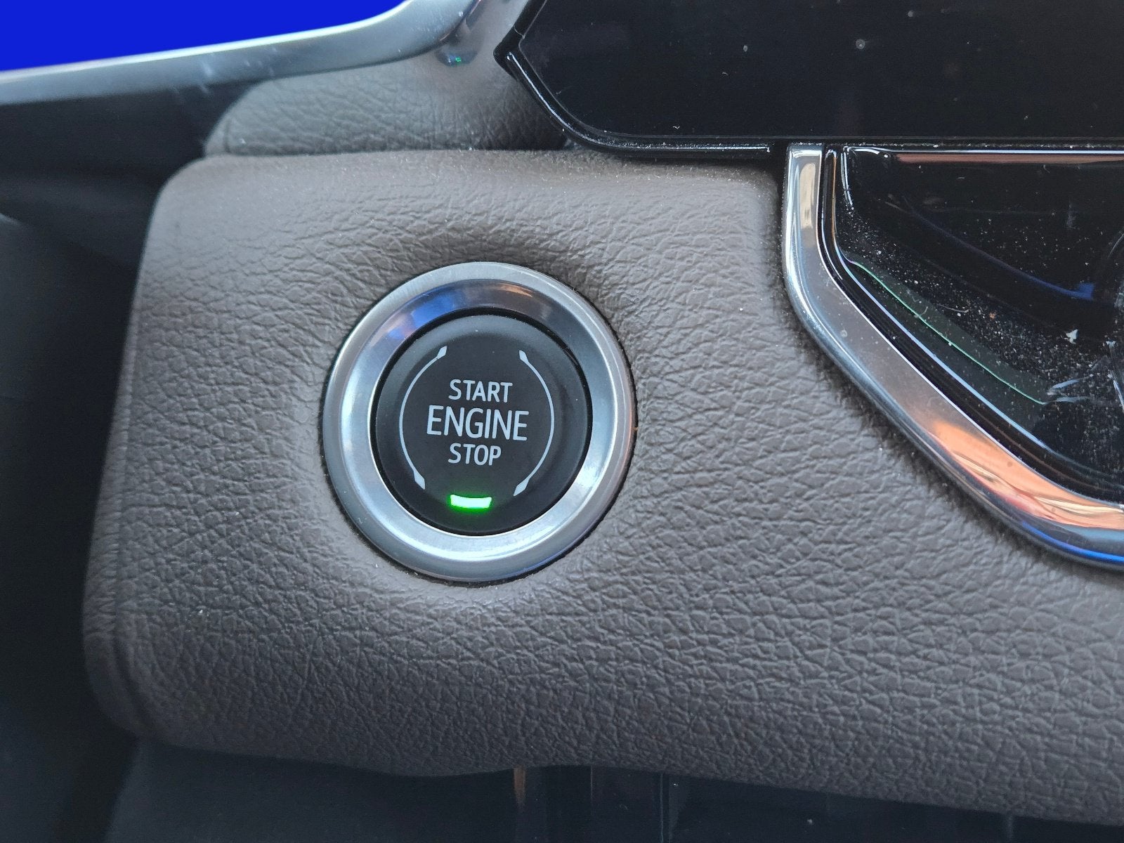 2023 GMC Canyon 4WD Denali