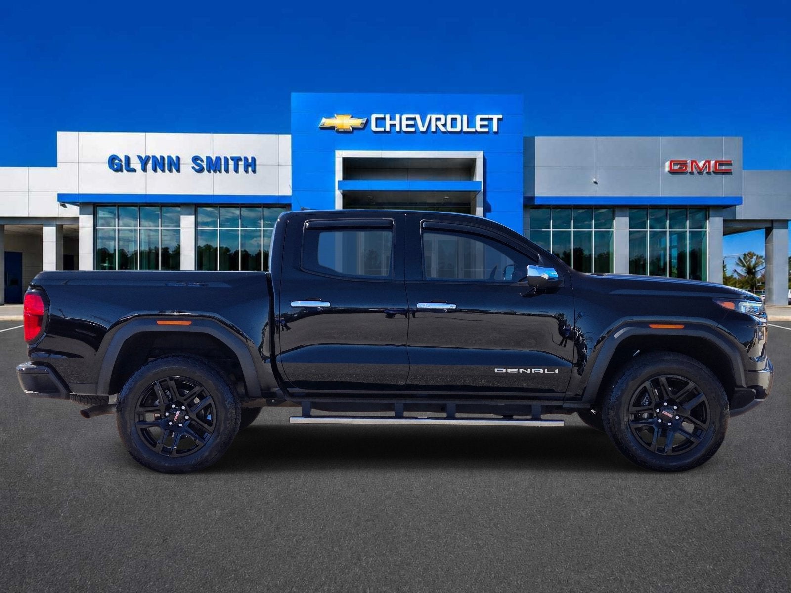 2023 GMC Canyon 4WD Denali