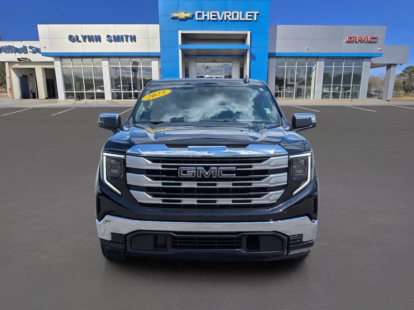 2025 GMC Sierra 1500 SLE