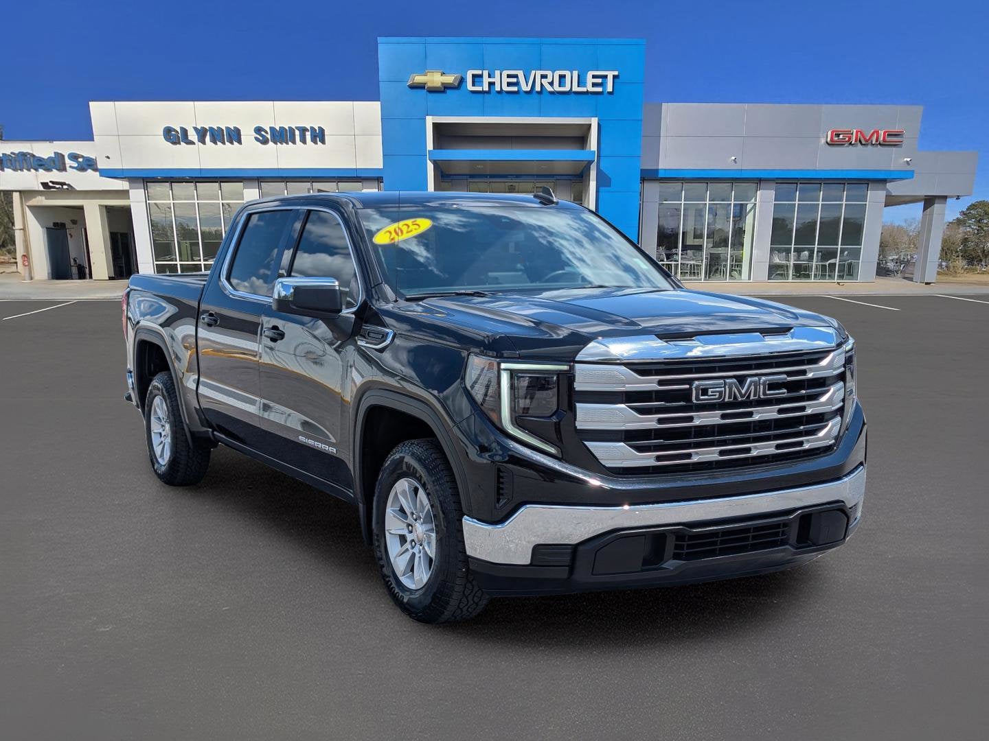 2025 GMC Sierra 1500 SLE