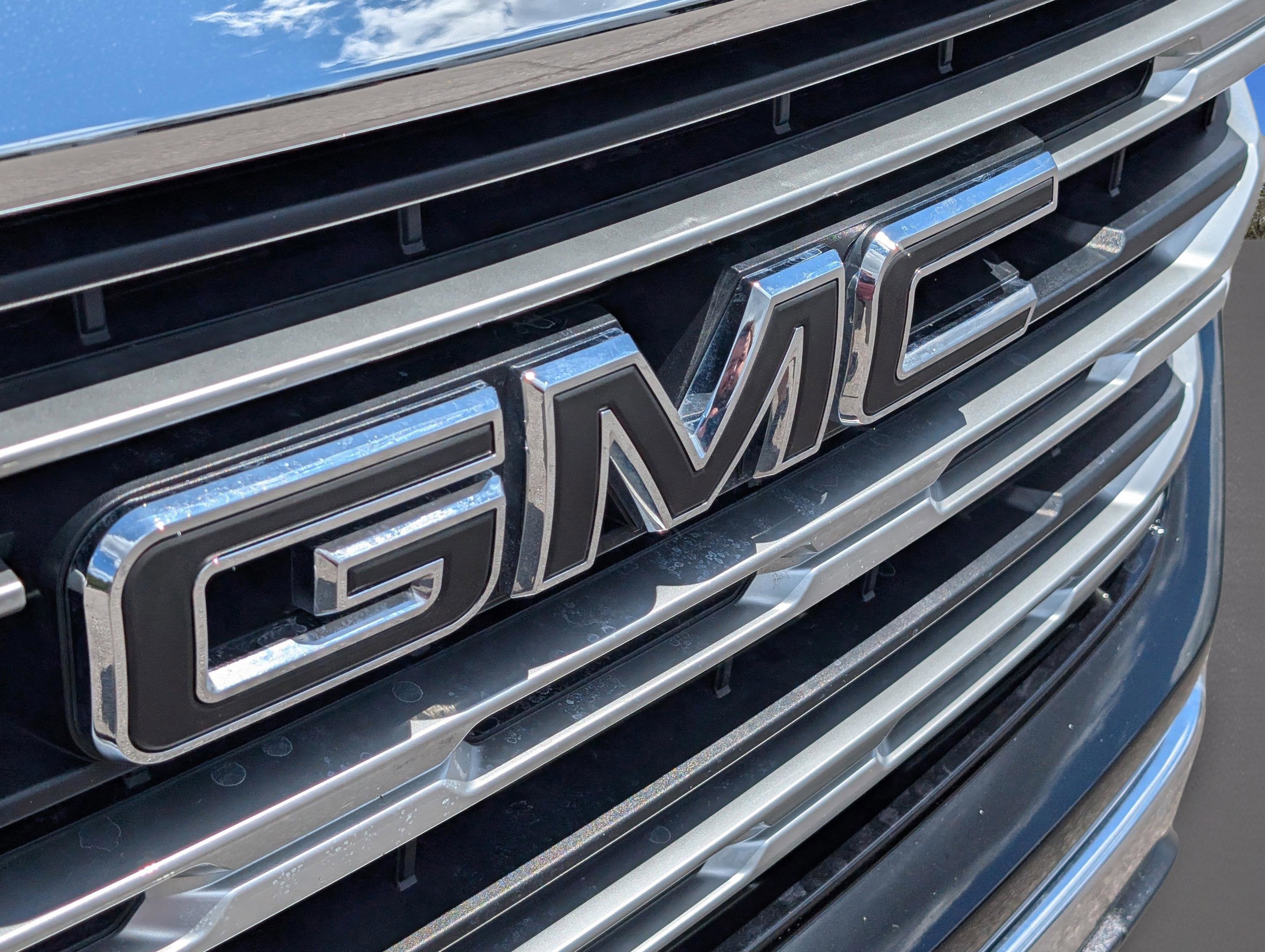 2025 GMC Sierra 1500 SLE