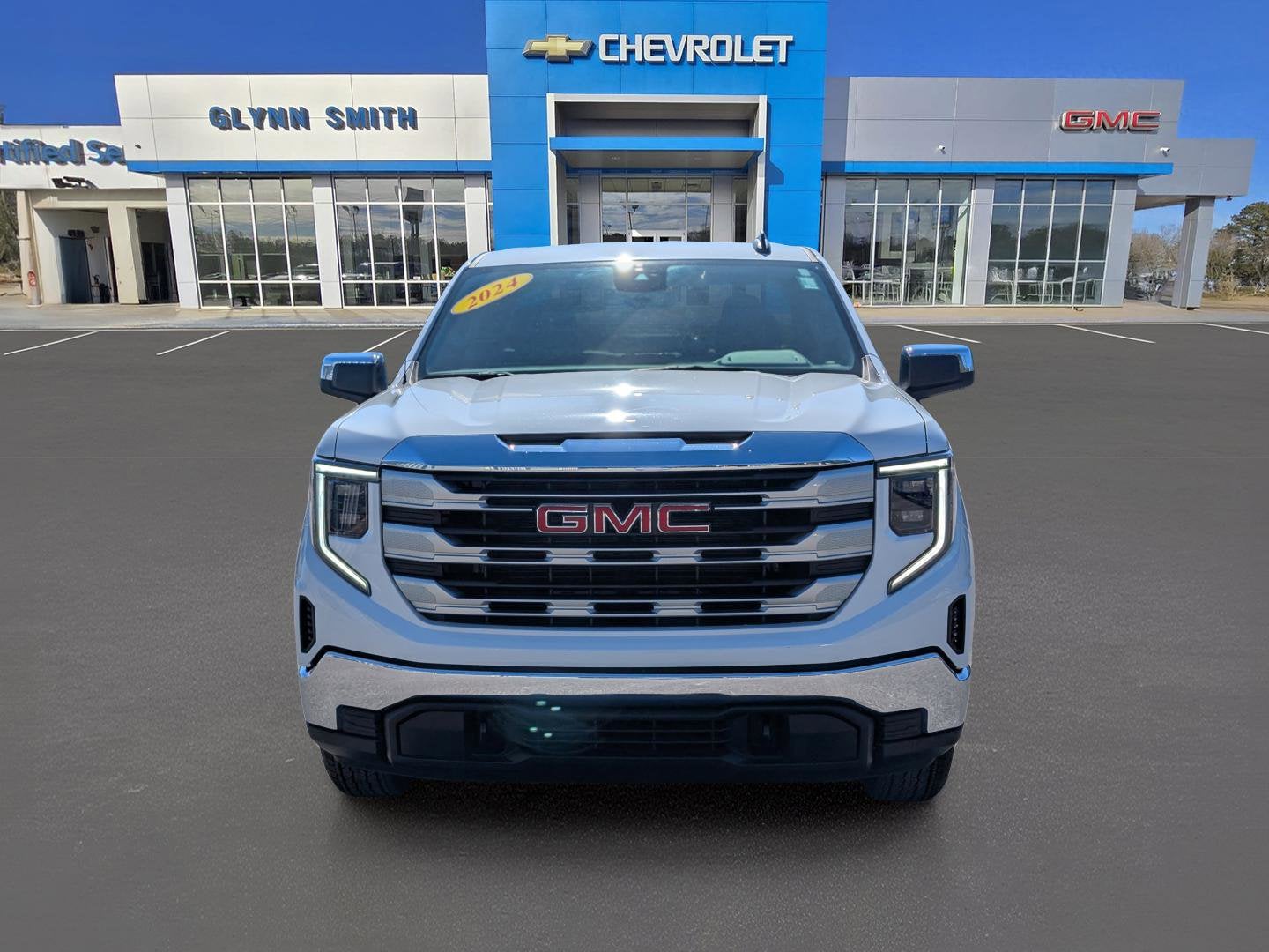 2024 GMC Sierra 1500 SLE