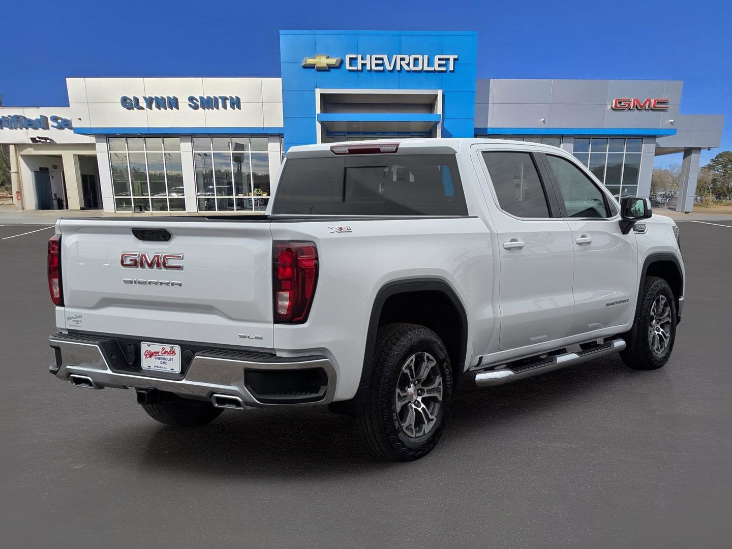 2026 GMC Sierra 1500 SLE