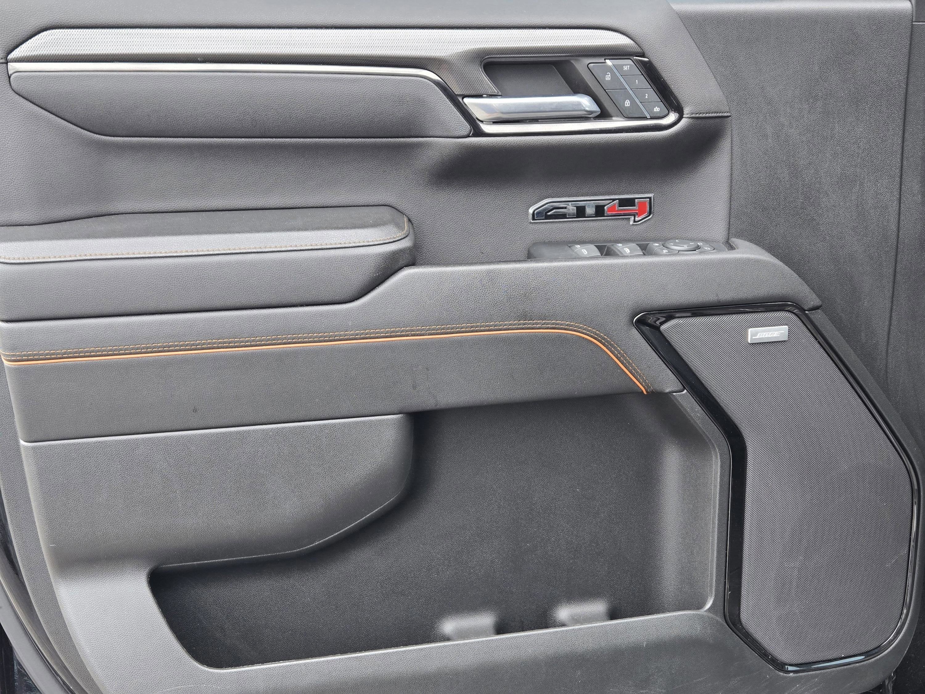2023 GMC Sierra 1500 AT4