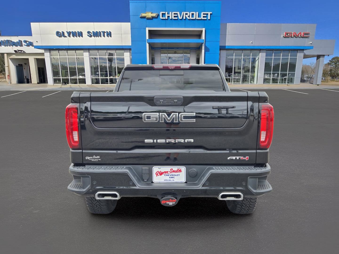 2023 GMC Sierra 1500 AT4