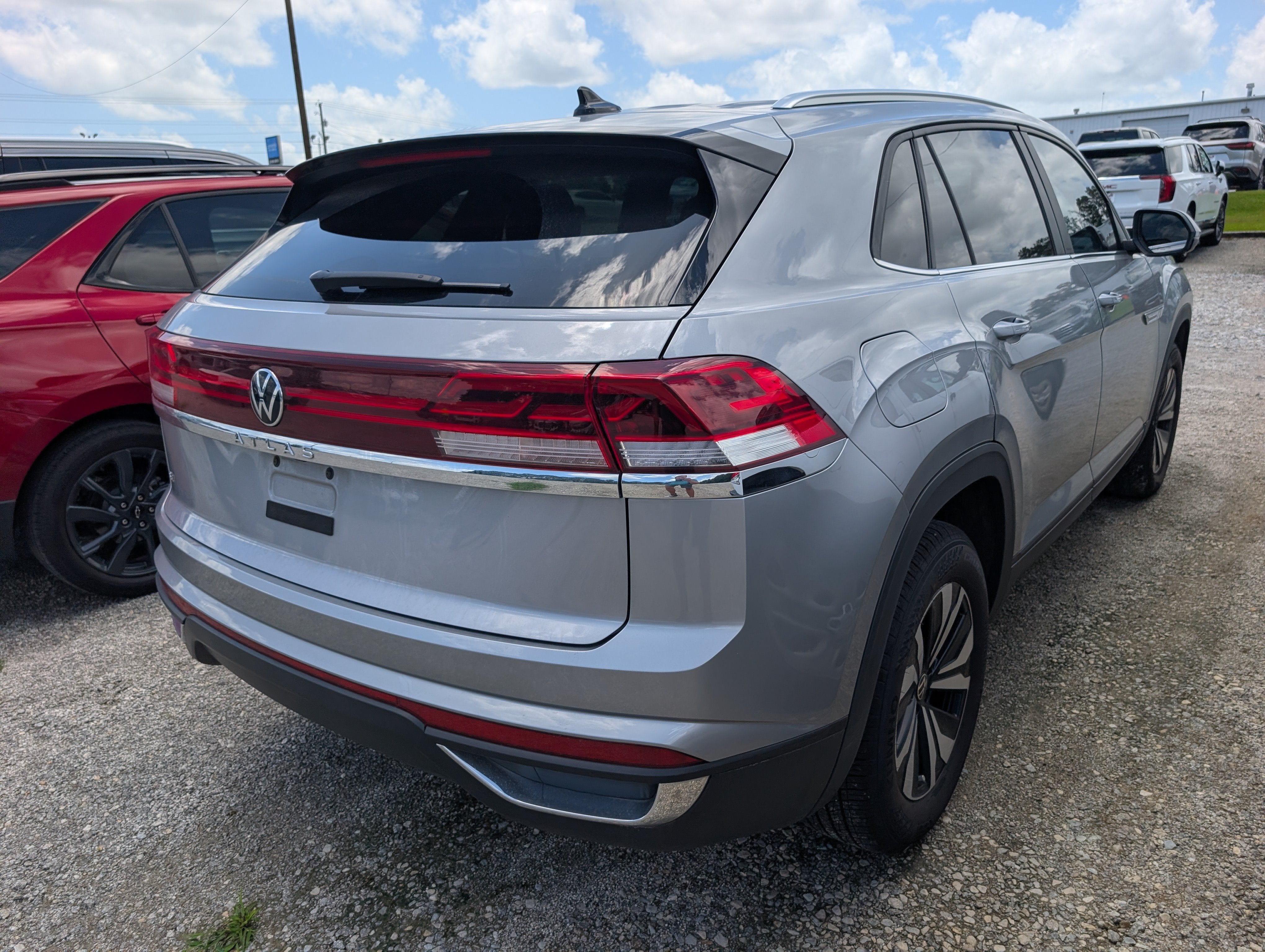 2024 Volkswagen Atlas Cross Sport 2.0T SE