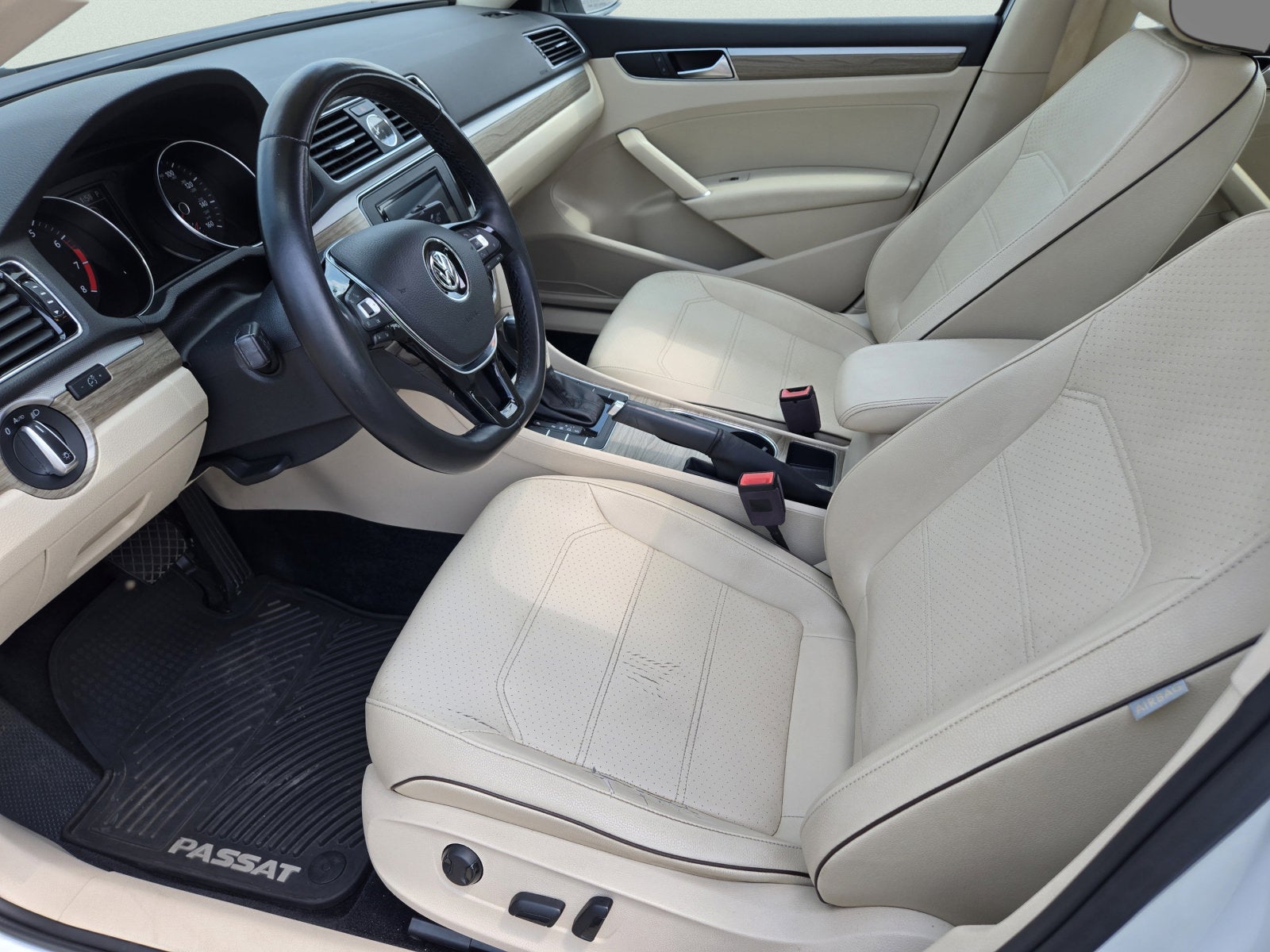 2017 Volkswagen Passat 1.8T SE
