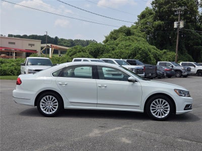 2017 Volkswagen Passat 1.8T SE
