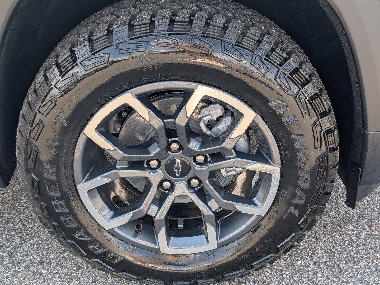 2027 Chevrolet Equinox ACTIV