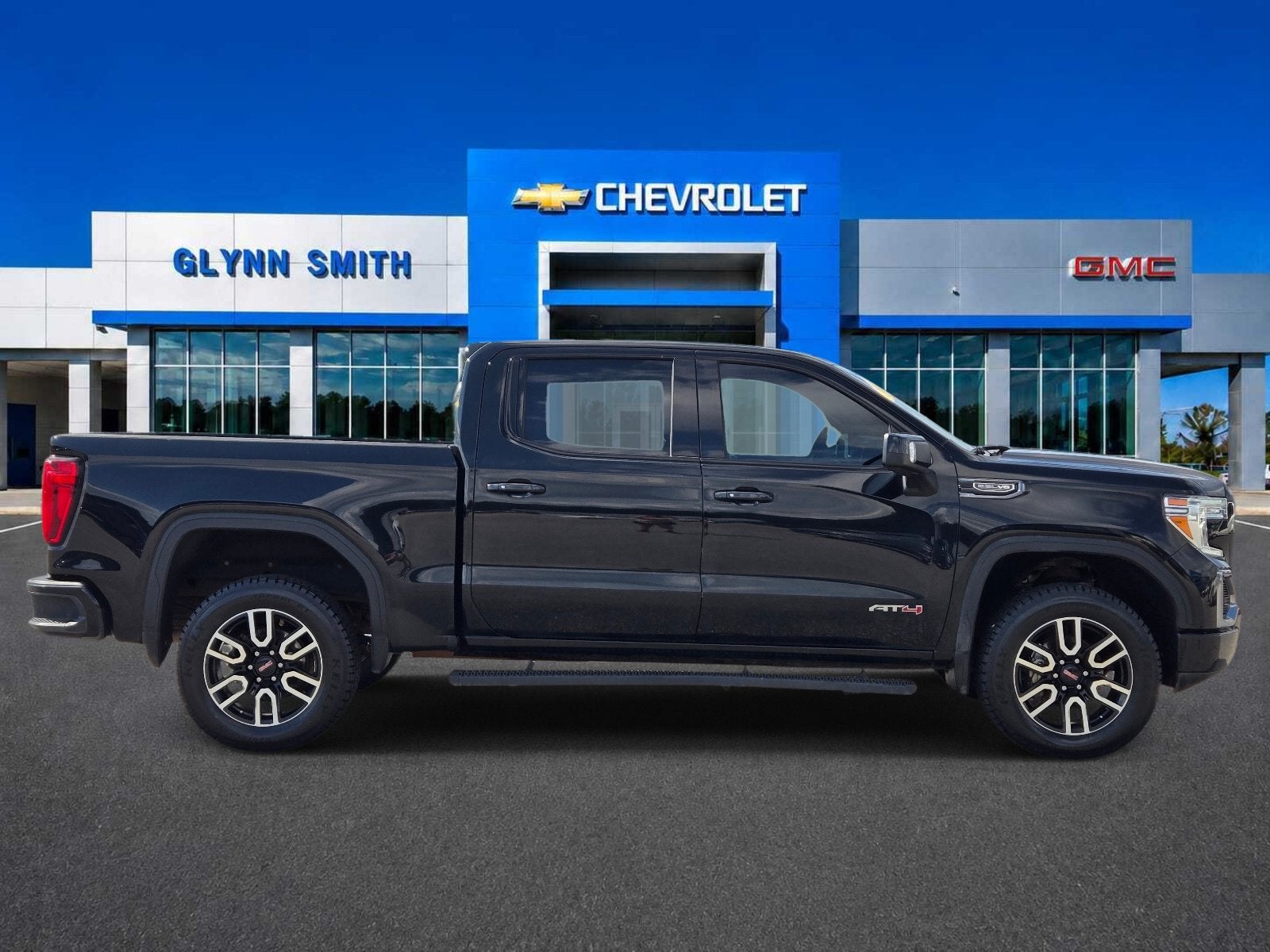 2021 GMC Sierra 1500 AT4