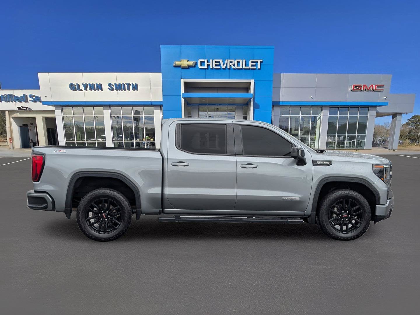 2024 GMC Sierra 1500 Elevation