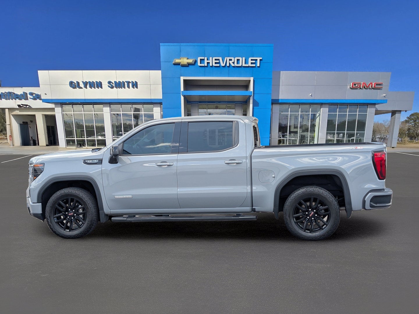 2024 GMC Sierra 1500 Elevation