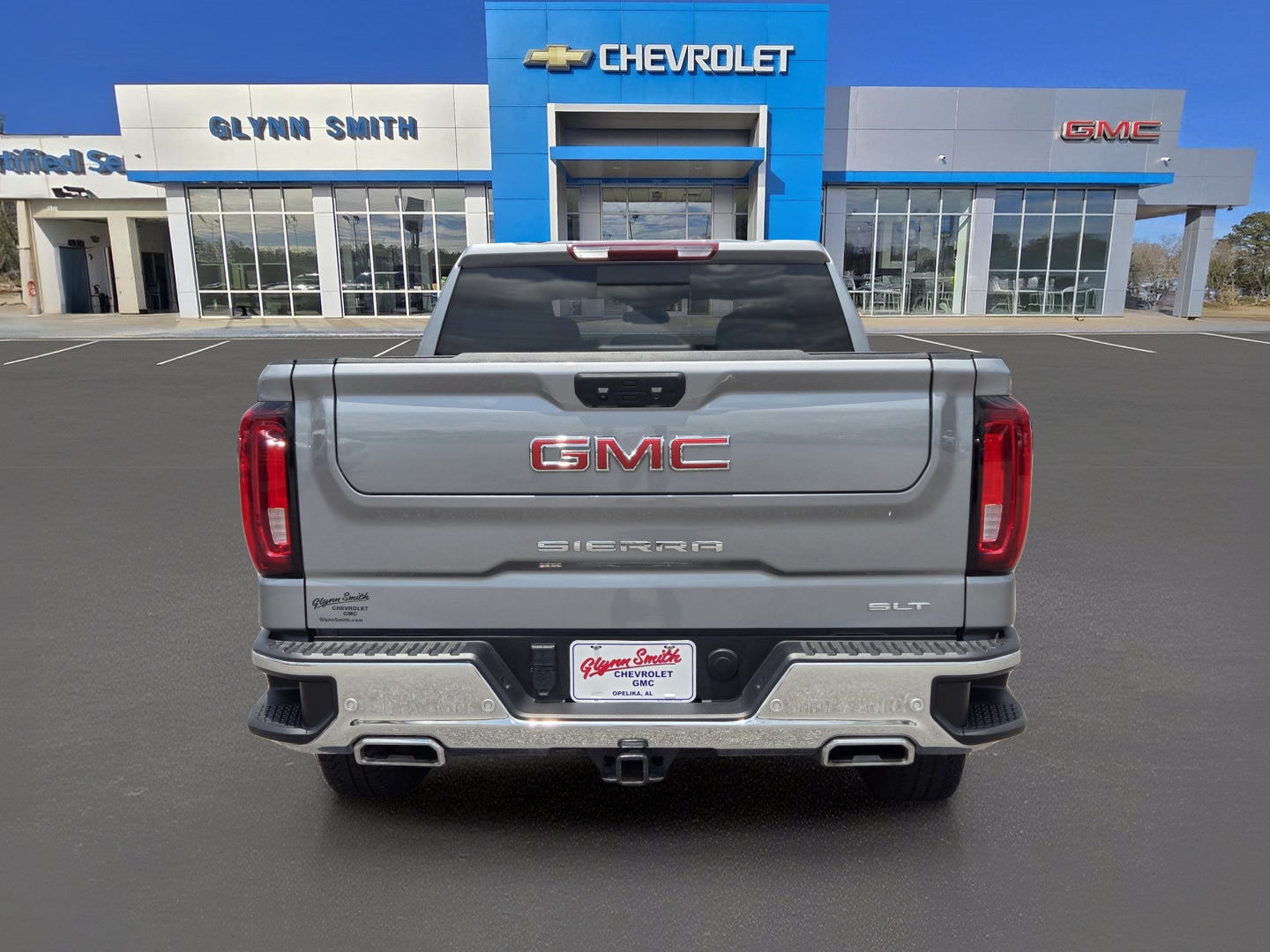 2025 GMC Sierra 1500 SLT