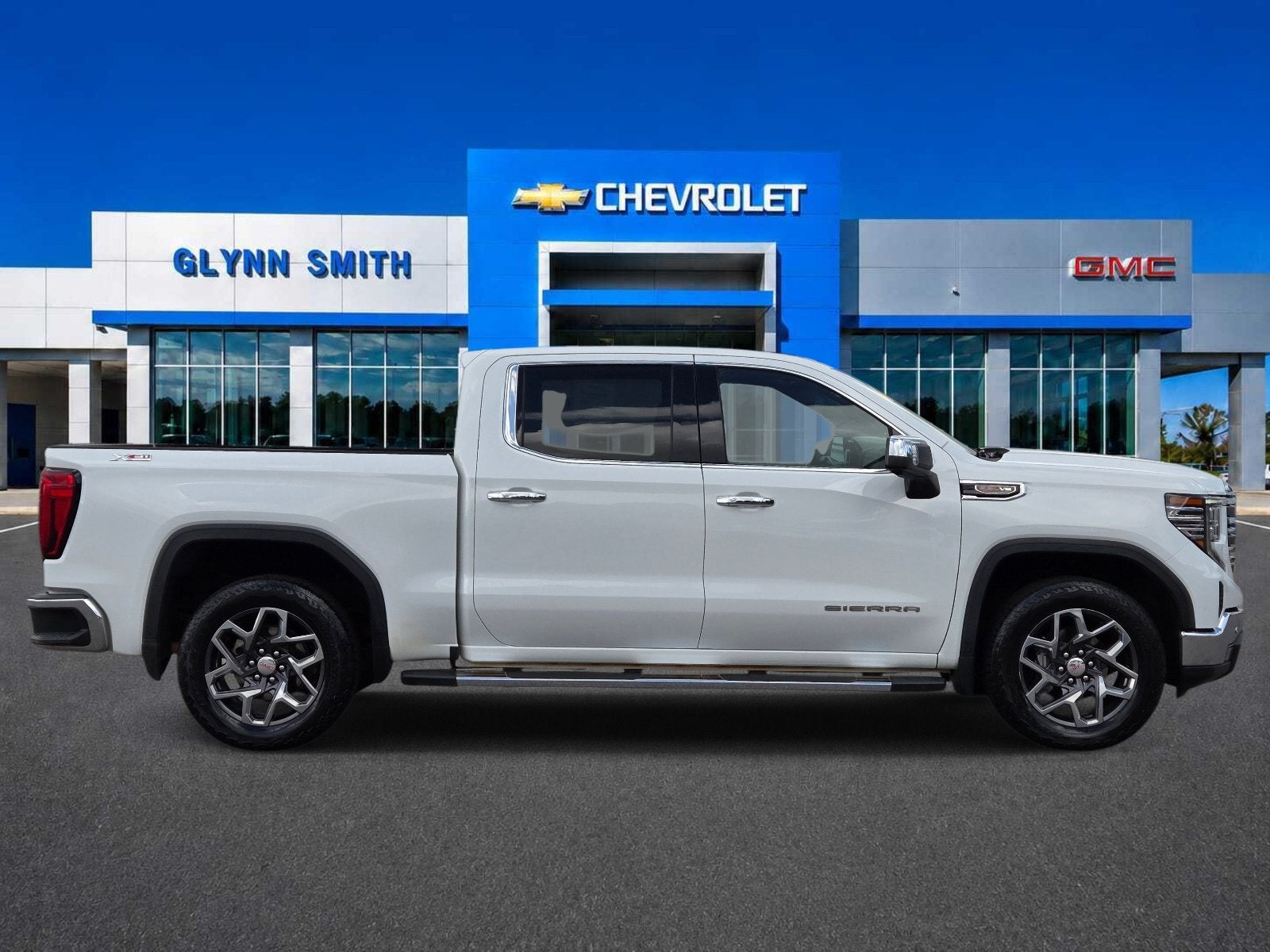 2024 GMC Sierra 1500 SLT