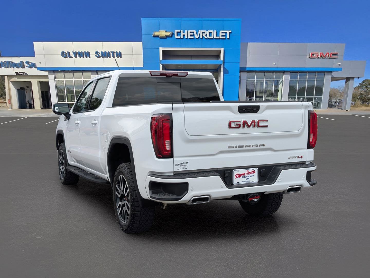 2025 GMC Sierra 1500 AT4